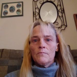 Meet your Posher, Lorraine